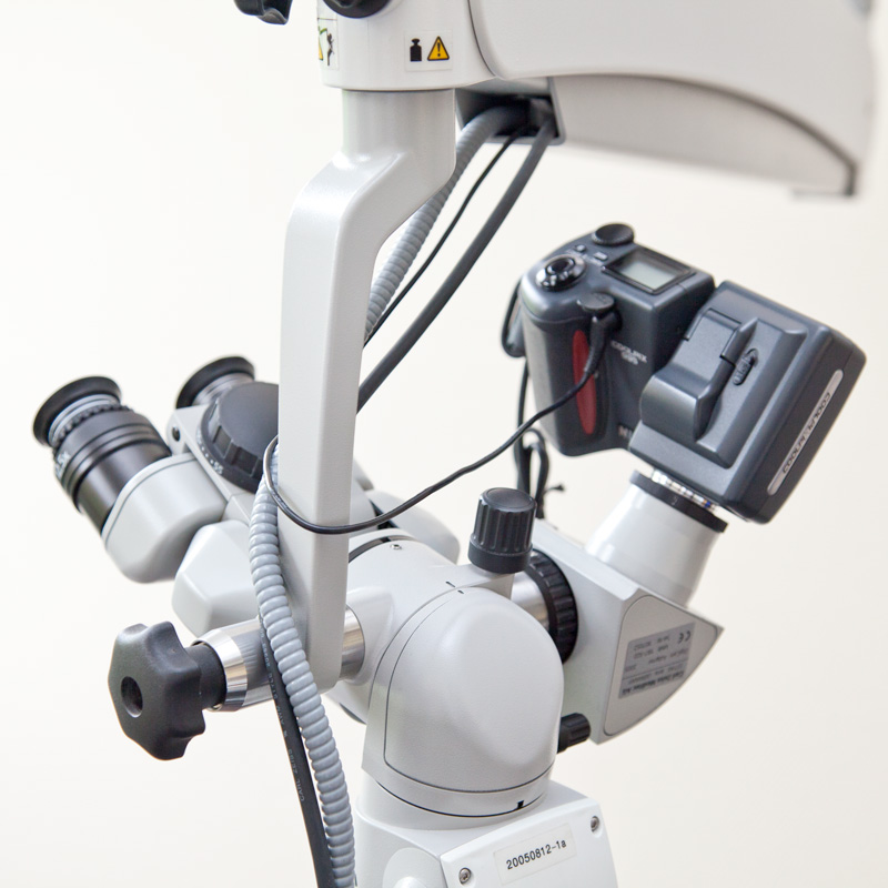 Moderne OP-Mikroskope sind für minimalinvasive Therapien unersetzlich
